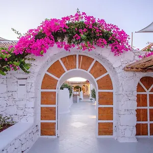 4* Aparthotel Apsenti Couples Only